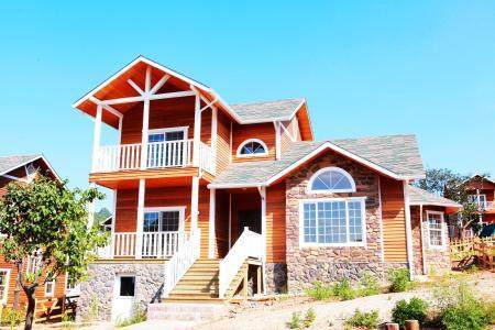 構筑物與建筑物、房屋有何區(qū)別，無產(chǎn)權證的房屋繳納房產(chǎn)稅嗎？