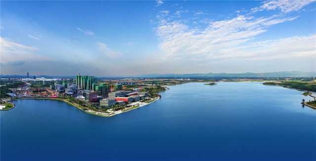 建筑服務(wù)相關(guān)行業(yè)發(fā)票備注欄，到底寫不寫服務(wù)發(fā)生地及項(xiàng)目名稱？