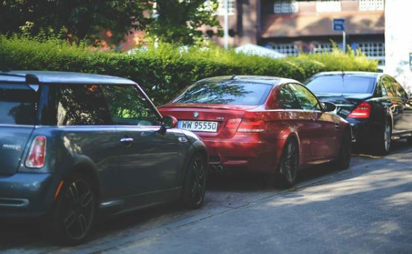 不對(duì)外出售的非人防車位，土地增值稅能扣除嗎？