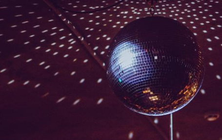 驚！預(yù)計(jì)可退稅700萬，第三方鑒證后補(bǔ)稅1億