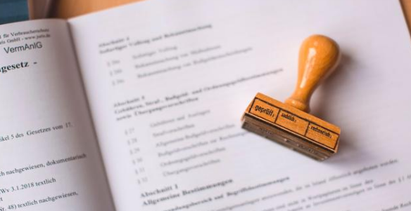 稅局是否有權(quán)檢查企業(yè)銀行對公賬戶和相關(guān)個人賬戶？