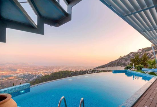 同是停車場(chǎng)和游泳池，有的需要繳納房產(chǎn)稅，有的無需繳納房產(chǎn)稅？