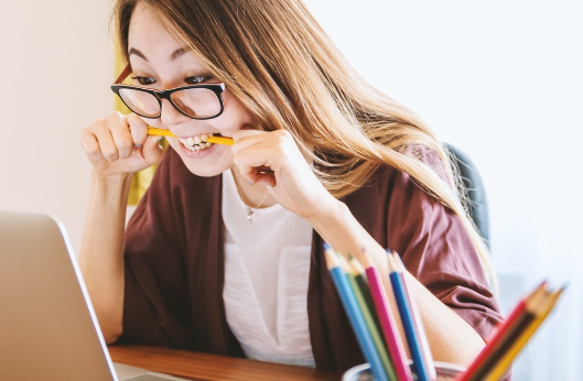 從一起網(wǎng)絡(luò)司法拍賣案看涉案房產(chǎn)稅費(fèi)承擔(dān)的爭議