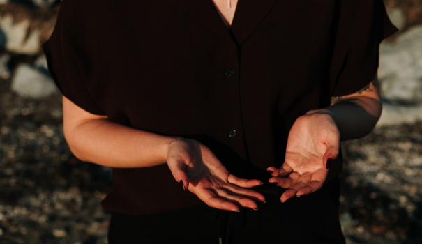 某房地產(chǎn)公司被稅務(wù)局發(fā)現(xiàn)新線索，稽查期限延長至10年