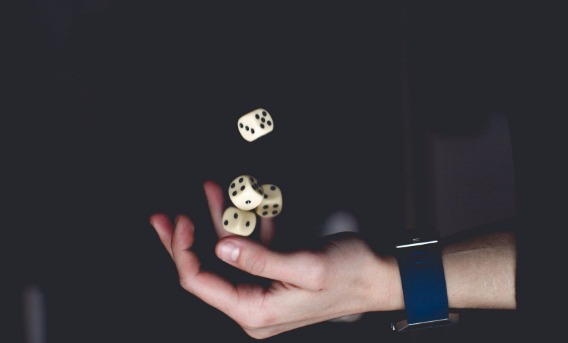 小規(guī)模納稅人征收率減按1%的優(yōu)惠年底到期，是否有稅務(wù)咨詢的機(jī)會(huì)？